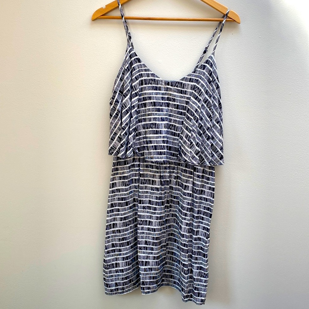 Old Navy black and white geometric print tank top dress size medium